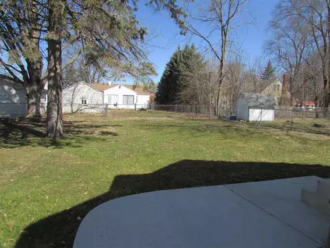 33 E Clark, Coldwater, MI 49036 photo 21