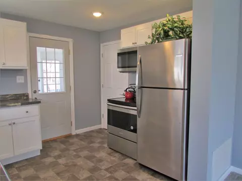 33 E Clark, Coldwater, MI 49036 photo 5