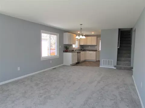 33 E Clark, Coldwater, MI 49036 photo 7