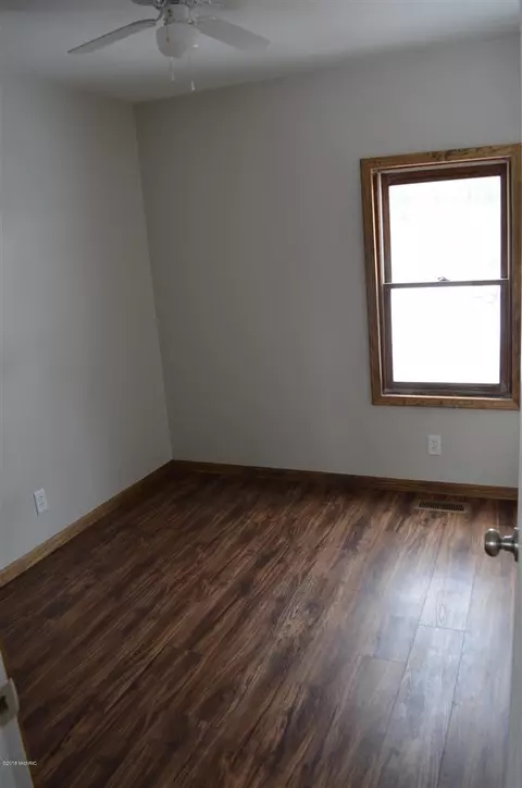 2613 S Evergreen, White Cloud, MI 49349 photo 9