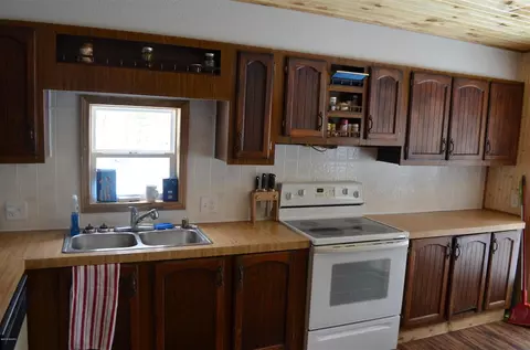 2613 S Evergreen, White Cloud, MI 49349 photo 16