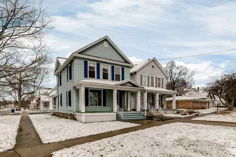220 Exchange, Marshall, MI 49068 photo 2
