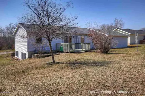 808 Morgan, Belding, MI 48809 photo 22