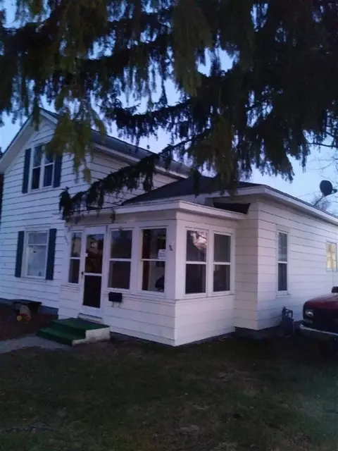 609 State, Three Rivers, MI 49093 photo 1