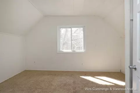 808 Riverside, Belding, MI 48809 photo 16