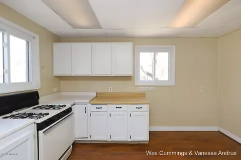808 Riverside, Belding, MI 48809 photo 7