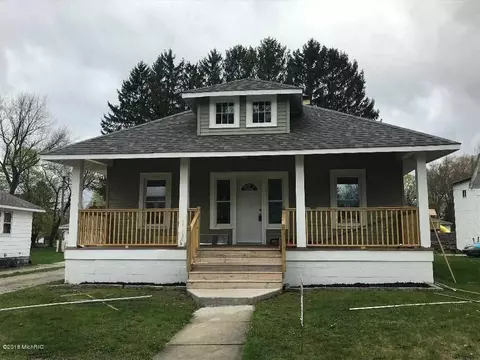 308 Cecil, Buchanan, MI 49107 photo 1