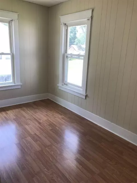 308 Cecil, Buchanan, MI 49107 photo 5