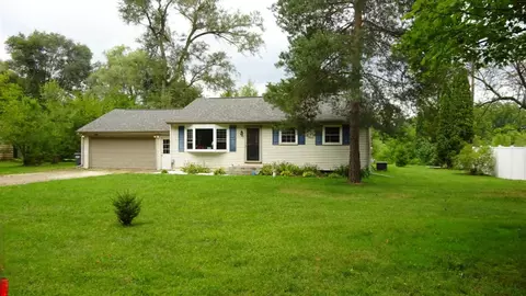 1340 W B, Plainwell, MI 49080 photo 1