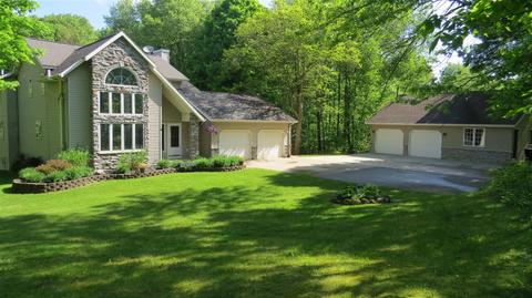 21 108th, Plainwell, MI 49080 photo 2