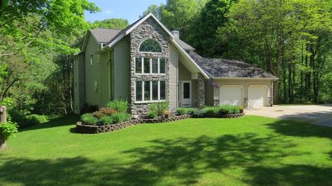 21 108th, Plainwell, MI 49080 photo 4
