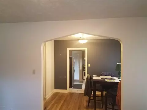815 Maple, Three Rivers, MI 49093 photo 3