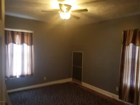 815 Maple, Three Rivers, MI 49093 photo 5