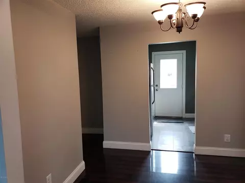 607 Oak, Three Rivers, MI 49093 photo 4