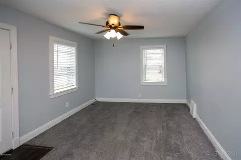 607 Oak, Three Rivers, MI 49093 photo 17