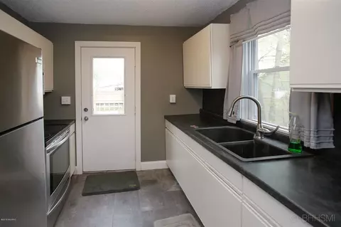 607 Oak, Three Rivers, MI 49093 photo 19