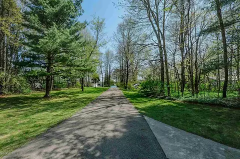 12874 Sycamore Pt, Plainwell, MI 49080 photo 2