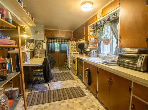 115 E Main, Whitehall, MI 49461 photo 8