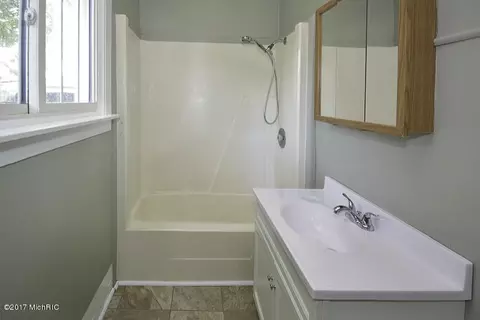 203 E Read, Marcellus, MI 49067 photo 10