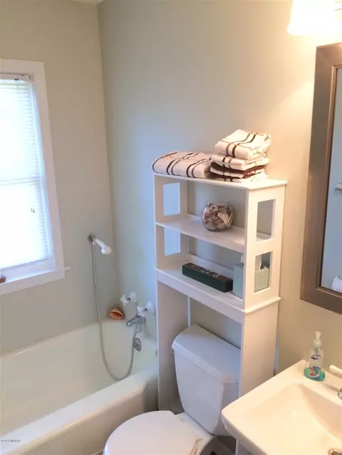 2624 Thayer, Saint Joseph, MI 49085 photo 15