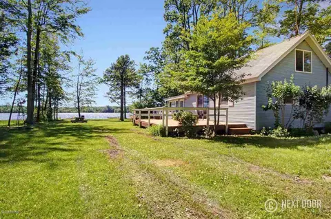 834 53rd, Pullman, MI 49450 photo 6