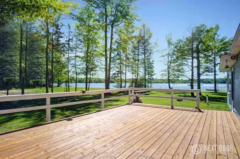 834 53rd, Pullman, MI 49450 photo 7