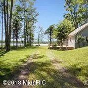834 53rd, Pullman, MI 49450 photo 5