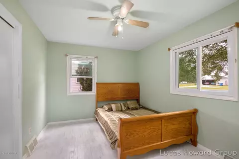 4194 Sandy, Dorr, MI 49323 photo 13