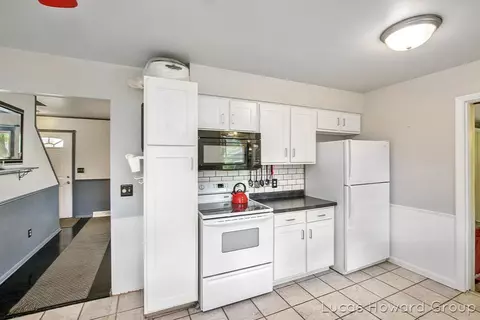 4194 Sandy, Dorr, MI 49323 photo 10