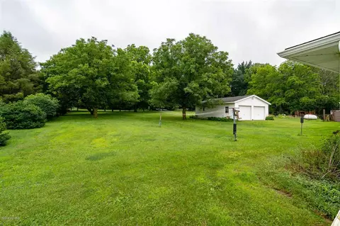2262 E Glendora, Buchanan, MI 49107 photo 23