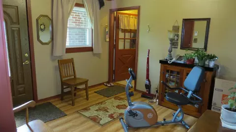 564 8th, Plainwell, MI 49080 photo 8