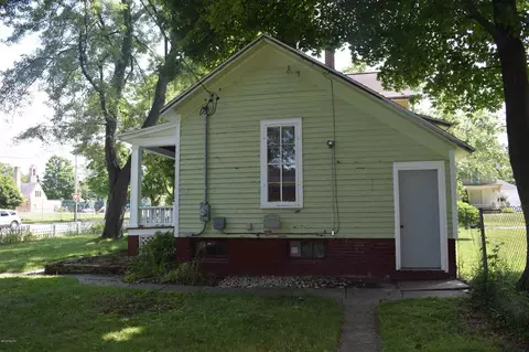306 Pine, Manistee, MI 49660 photo 30