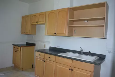 306 Pine, Manistee, MI 49660 photo 4