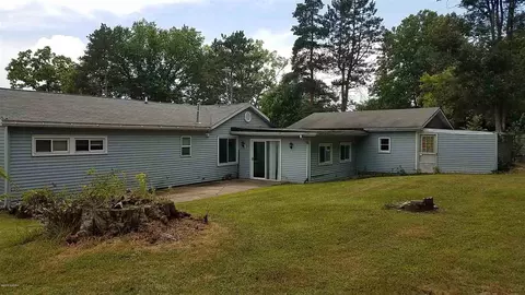 134 W Maple, Muir, MI 48860 photo 6
