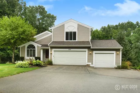 284 Rollingbrook, Ada, MI 49301 photo 4