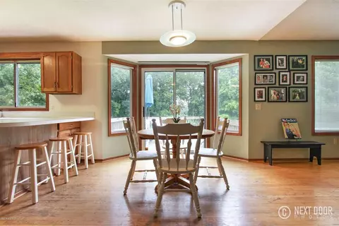 284 Rollingbrook, Ada, MI 49301 photo 17