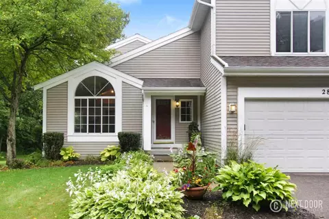 284 Rollingbrook, Ada, MI 49301 photo 2