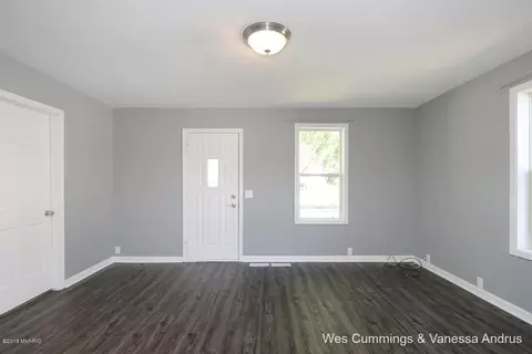 722 Pearl, Belding, MI 48809 photo 7