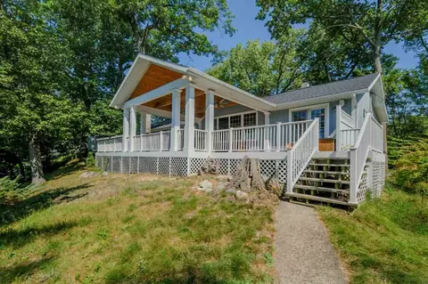 11809 Cedar, Plainwell, MI 49080 photo 2