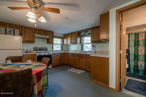 335 Maple, Spring Lake, MI 49456 photo 7