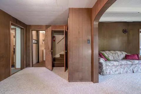 335 Maple, Spring Lake, MI 49456 photo 10