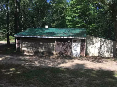 5951 Ivan, Saranac, MI 48881 photo 13