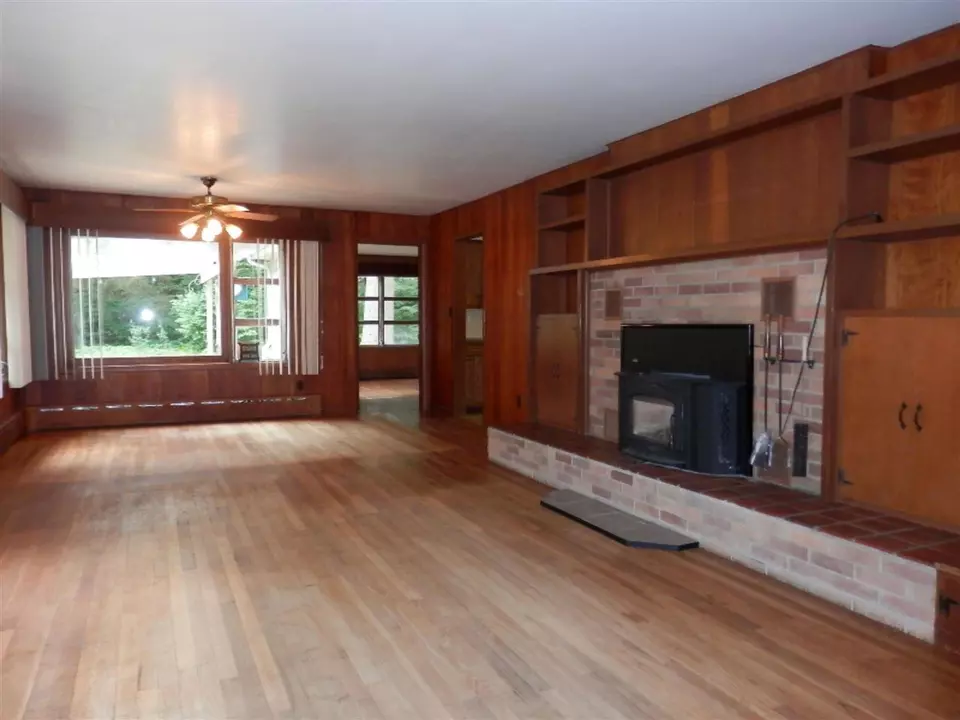 6611 Gandy Ln, Sawyer, MI 49125 photo 3