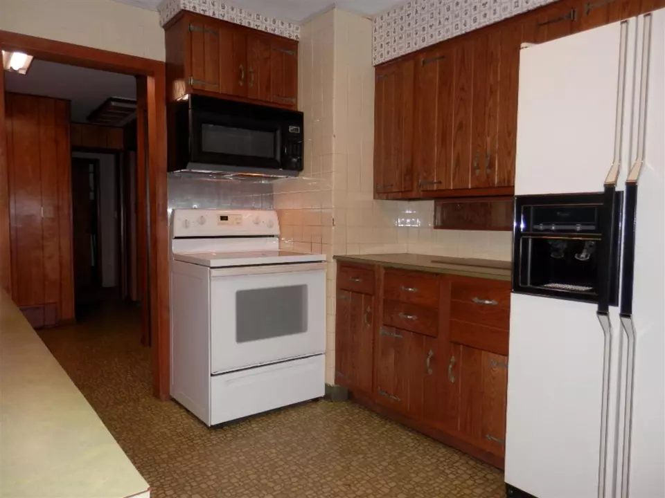  6611 Gandy Ln, Sawyer, MI 49125 photo 9