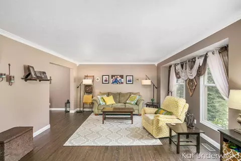 8763 Shadowbrook, Jenison, MI 49428 photo 3