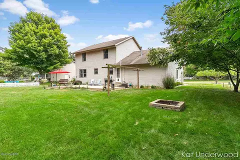 8763 Shadowbrook, Jenison, MI 49428 photo 21