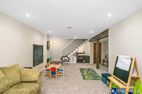 8763 Shadowbrook, Jenison, MI 49428 photo 19