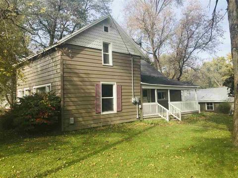 802 W State, Belding, MI 48809 photo 4