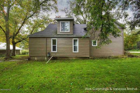 802 W State, Belding, MI 48809 photo 6