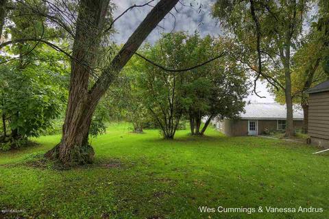 802 W State, Belding, MI 48809 photo 8
